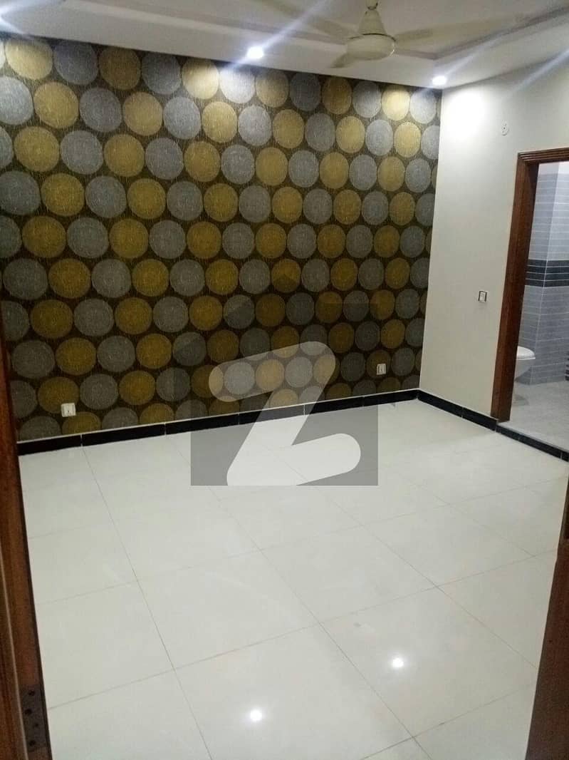 Ready To sale A Flat 1350 Square Feet In E-11/4 Islamabad