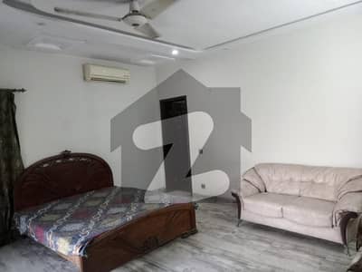 One single room furnished available for Rent in DHA Phase 1