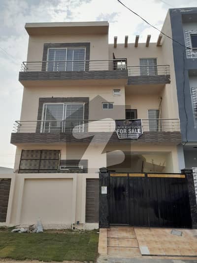 4.07 MARLA HOUSE FOR RENT AVAILABLE IN DREAM AVENUE LAHORE