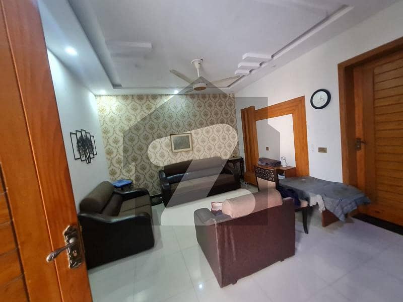 ایگرکس ٹاؤن ۔ بلاک بی ایگریکس ٹاؤن لاہور میں 3 کمروں کا 14 مرلہ زیریں پورشن 38 ہزار میں کرایہ پر دستیاب ہے۔