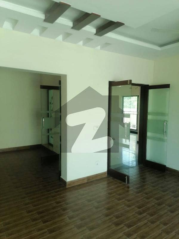 6 Marla Lower Portion In Guldasht Town Cheap Price