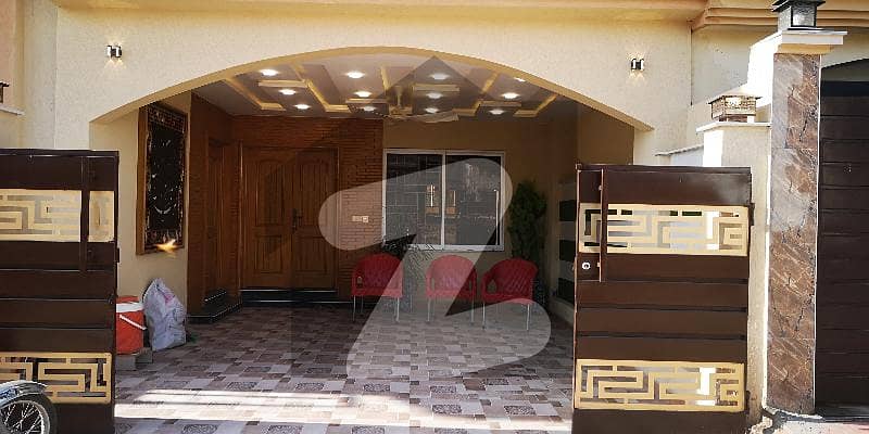 Luxurious 10 Marla Ground Portion For Rent In Lake View Block, Phase 8, Bahria Town Rawalpindi