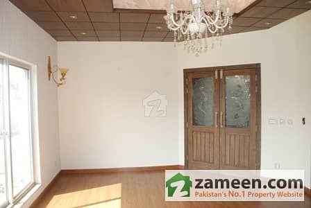 12 Marla Upper Portion For Rent In Gulberg Block P