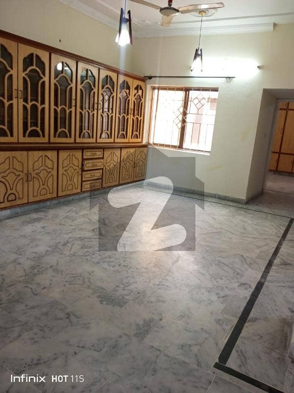 گلزارِ قائد ہاؤسنگ سوسائٹی راولپنڈی میں 3 کمروں کا 10 مرلہ مکان 45 ہزار میں کرایہ پر دستیاب ہے۔