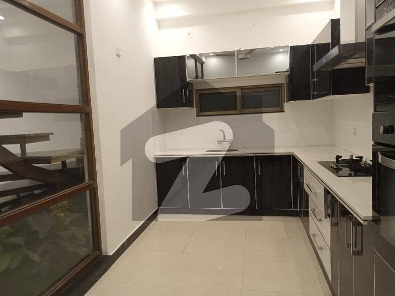 3 Bed Pent House Available For Sale In Askari 11 Lahore