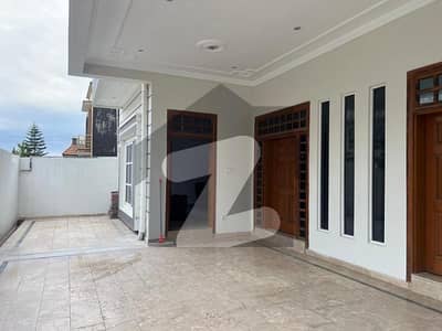 3200 square feet Beautiful House For Sale in G15/3