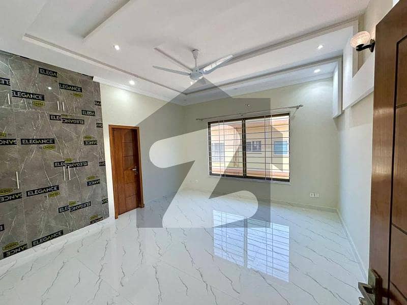 1 Kanal Lower Portion Is Available For Rent In Dha-2