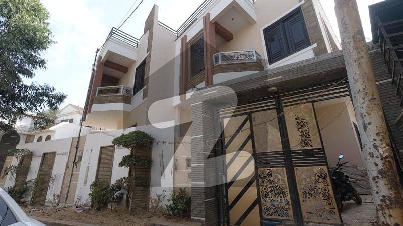 اوورسیز سوسائٹی گلشنِ اقبال ٹاؤن کراچی میں 5 کمروں کا 9 مرلہ مکان 9.5 کروڑ میں برائے فروخت۔