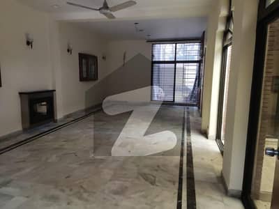 Spacious 2 Kanal House With Serene Environment - Perfect For Corporate Offices And Silent Workspace