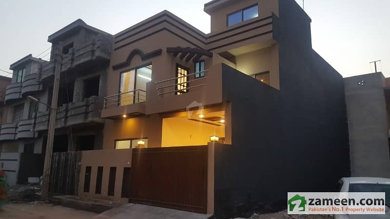 5 Marla Brand New House In Qutbal Town