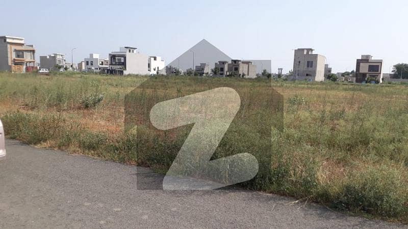 1 Kanal Residential Plot DHA Phase 7 For Sale At Populated Place Plot # Z1 637
