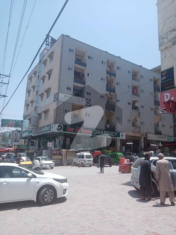 Corner Flat On Main Pwd Double Road