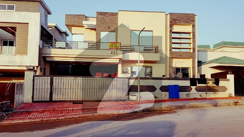 بحریہ ٹاؤن فیز 3 بحریہ ٹاؤن راولپنڈی راولپنڈی میں 7 کمروں کا 1 کنال مکان 7.5 کروڑ میں برائے فروخت۔