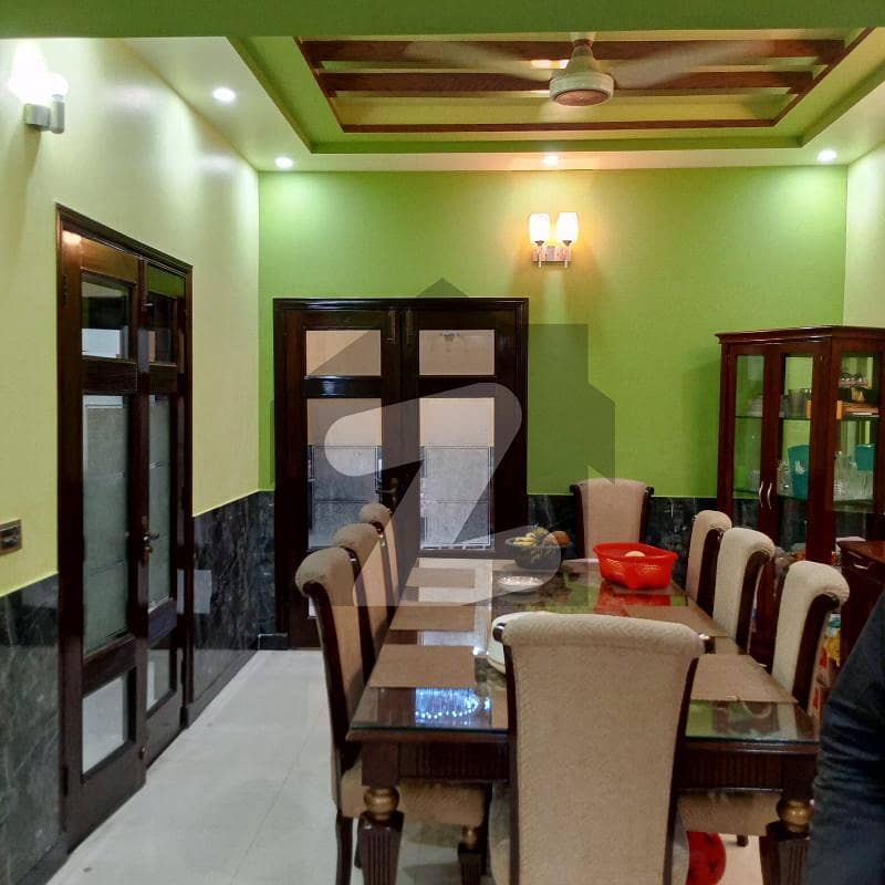 جوہر ٹاؤن فیز 1 جوہر ٹاؤن,لاہور میں 5 کمروں کا 14 مرلہ مکان 5.0 کروڑ میں برائے فروخت۔