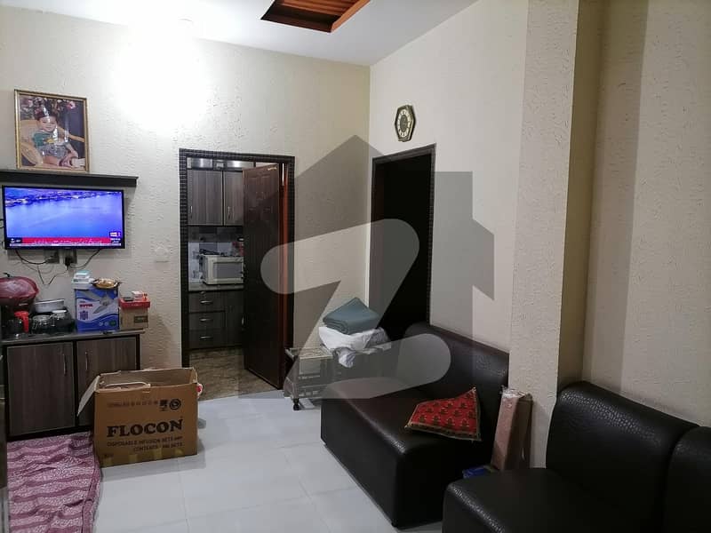 Perfect 4 Marla Flat In Ichhra For sale