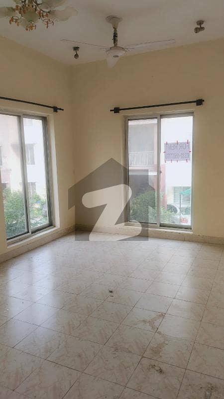 5 Marla Flat Is Available For rent In Bahria Town Phase 8 - Awami Villas 5