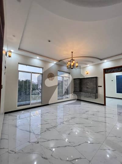 4000 Square Feet Luxurious Apartment Available For Rent