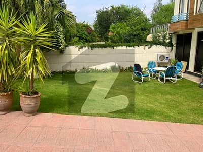 Modern And Fully Renovated 5 Bedroom House With Quality Finishes And Lush Lawn