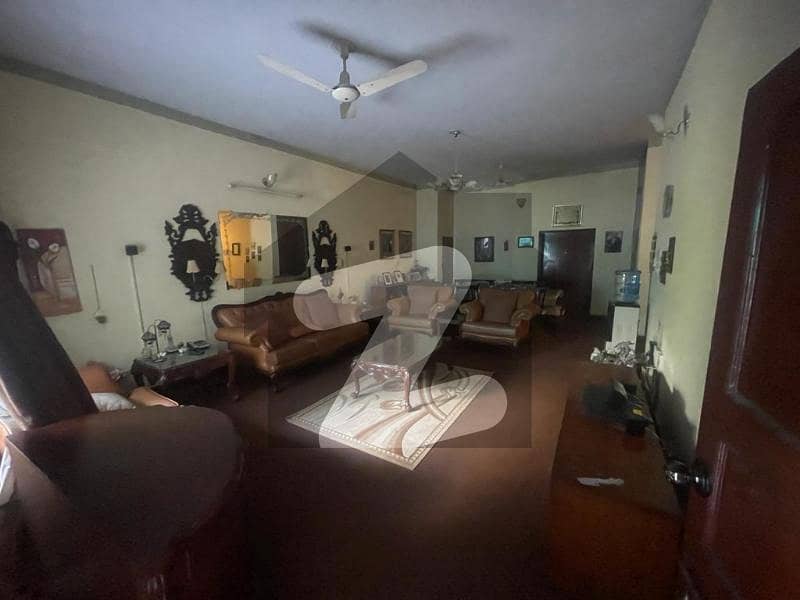 F-6 Demolishable House For sale F-6 Demolishable House For sale