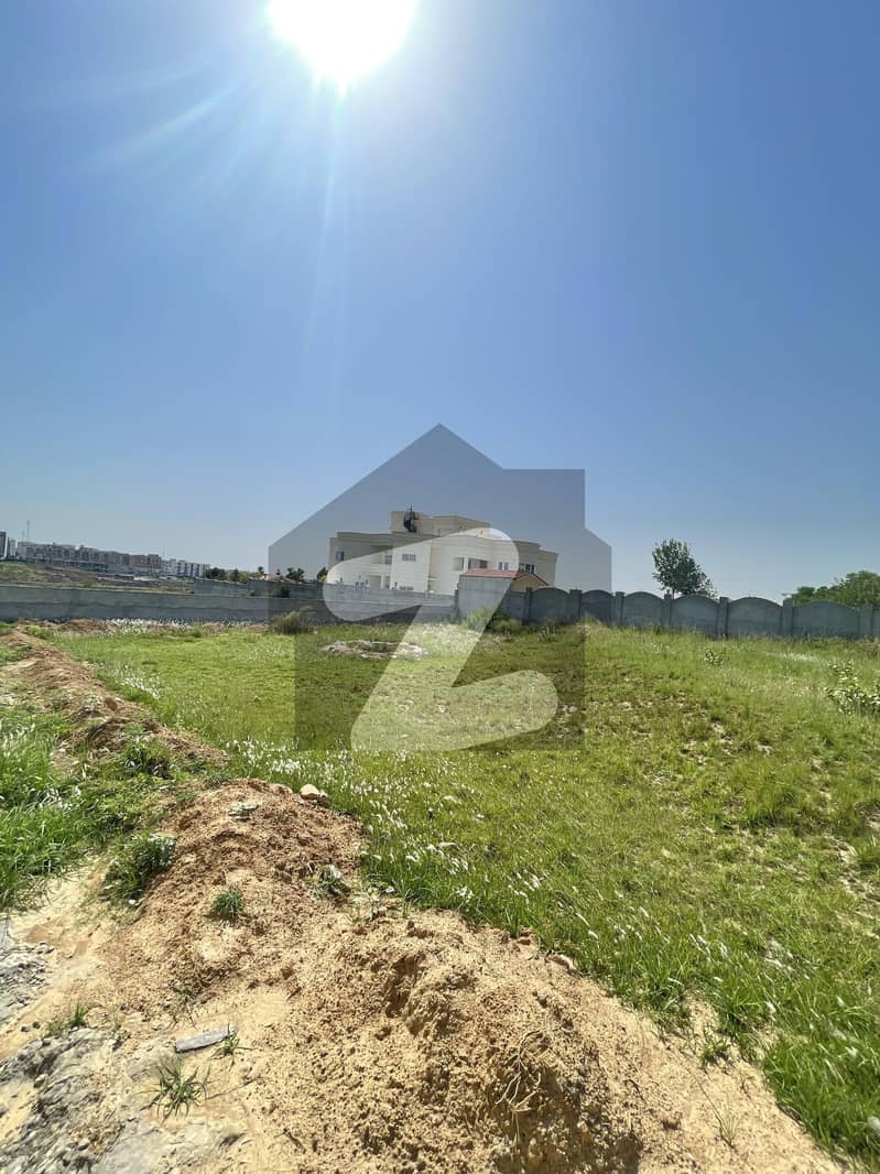 3 Farmhouse For Sale In D-17