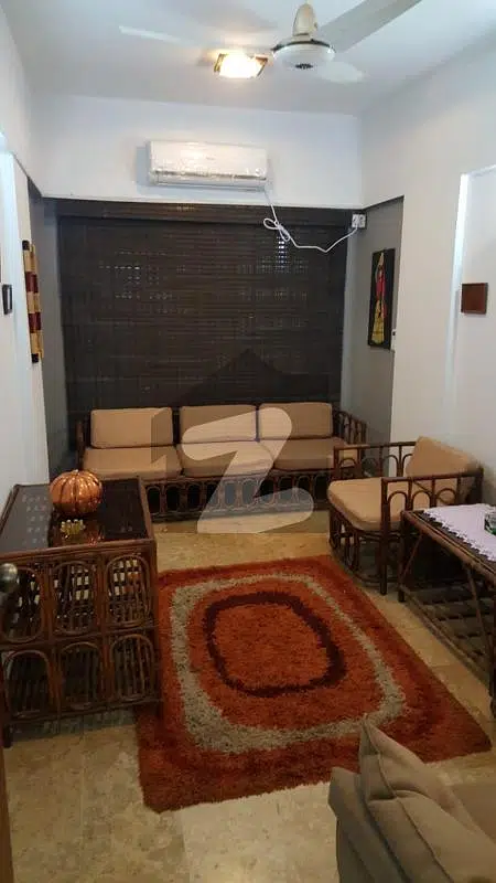 2 Bed Lounge Flat For Sale In Muslim Commercial