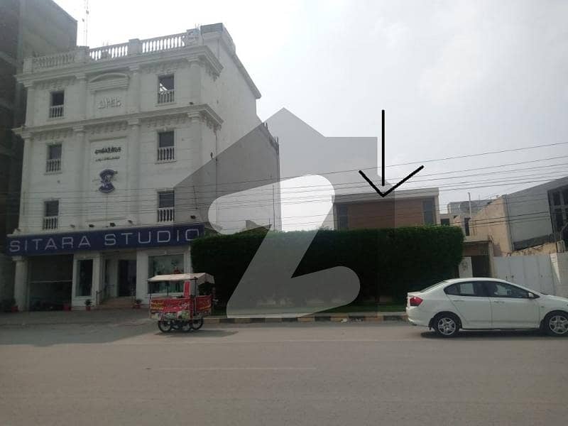 Susan Road One Kanal Semi Commercial Building Is Available For Sale In Faisalabad