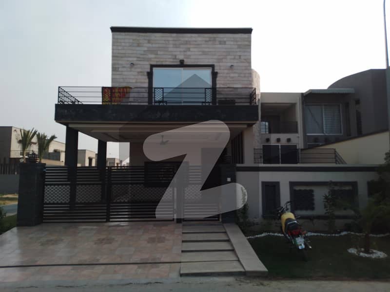 ڈیوائن گارڈنز ۔ بلاک اے ڈیوائن گارڈنز لاہور میں 4 کمروں کا 12 مرلہ مکان 4.55 کروڑ میں برائے فروخت۔