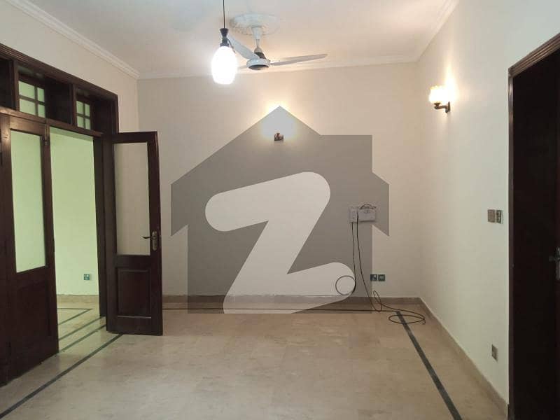 2 Bedroom Brand new apartment for rent in G-16 Islamabad Ten options available different price