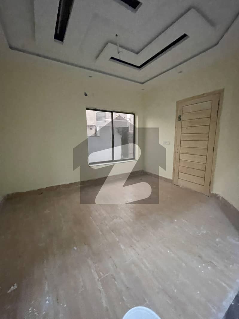 8 Marla Lower Portion For Rent in Eden Orchard Sargodha Road FSD
