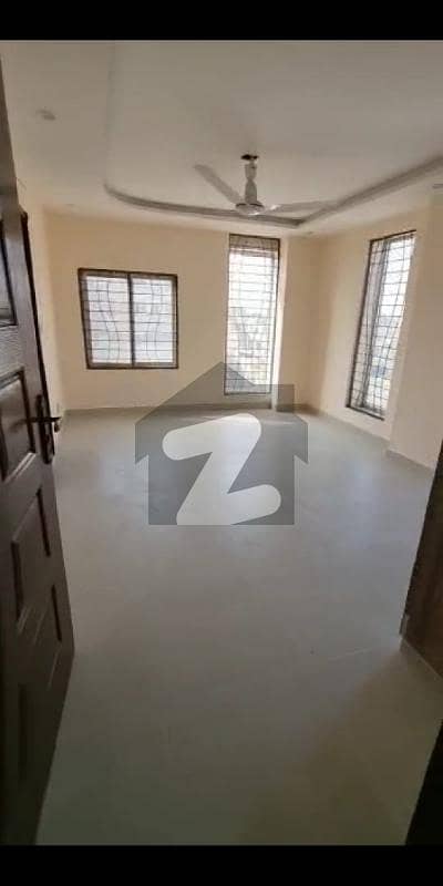 Non Furnished Flat Available In Bahria Town.