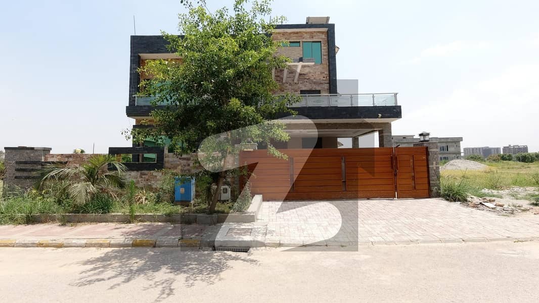 4500 Square Feet Spacious House Available In Top City 1 Block B For sale Top City 1 Block B