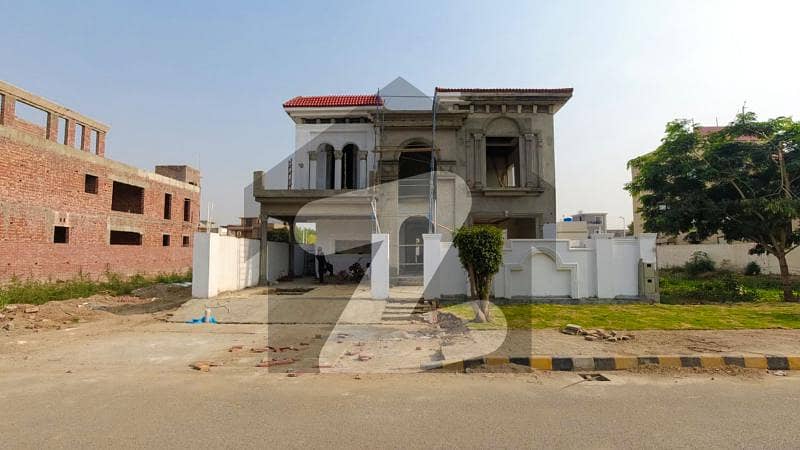 1 Kanal House Is Available For Sale In Bankers Avenue Cooperative Housing Society Block H Lahore