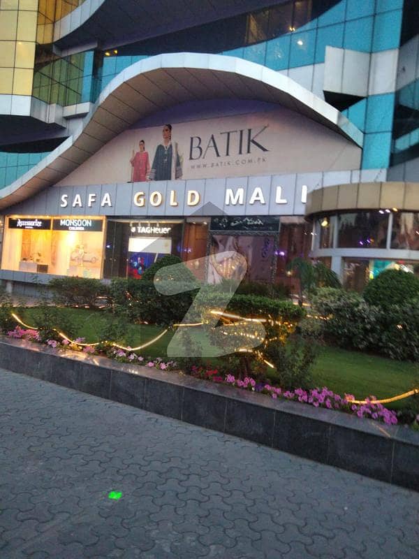 Safa Gold Mall Corner Shop For Sale