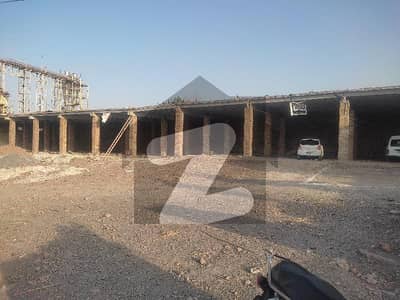 6 kanal plot with 12000sqft covered for rent