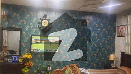 پی آئی اے ہاؤسنگ سکیم ۔ بلاک ڈی پی آئی اے ہاؤسنگ سکیم لاہور میں 5 کمروں کا 1 کنال مکان 4.35 کروڑ میں برائے فروخت۔