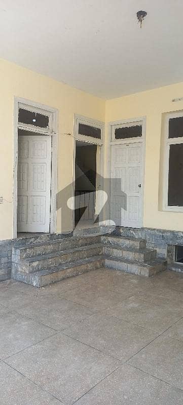 Hayatabad Phase 6 Sector F-10 10 Marla Single Storey House Available For Rent
