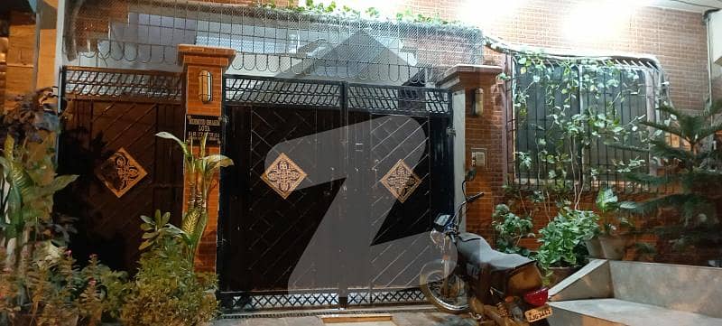 میمن نگر سکیم 33 کراچی میں 4 کمروں کا 5 مرلہ مکان 2.7 کروڑ میں برائے فروخت۔