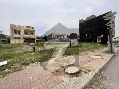 2.5 Marla Commercial Plot Available For Sale In Usman Block Bahria Town Phase 8