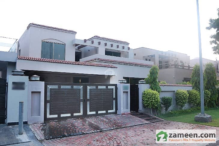 LUXURY 1 Kanal Bungalow Near to Jalal Sons Available For Rent in DHA Phase 5 Lahore