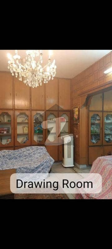 علامہ اقبال ٹاؤن ۔ پاک بلاک علامہ اقبال ٹاؤن,لاہور میں 5 کمروں کا 18 مرلہ مکان 4.65 کروڑ میں برائے فروخت۔
