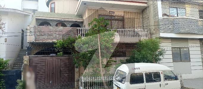 Gulshan Bl-7 One Unit Double Storey 200 Yards House For Sale