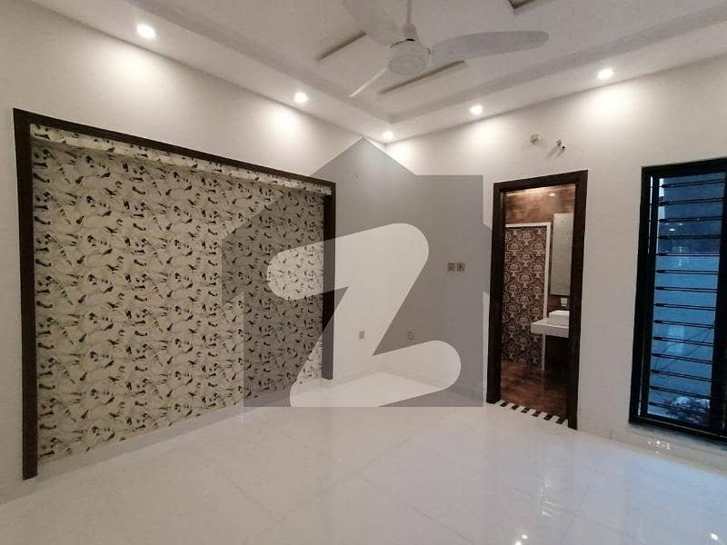 10 Marla Modern House For Rent In Citi Housing Sialkot.