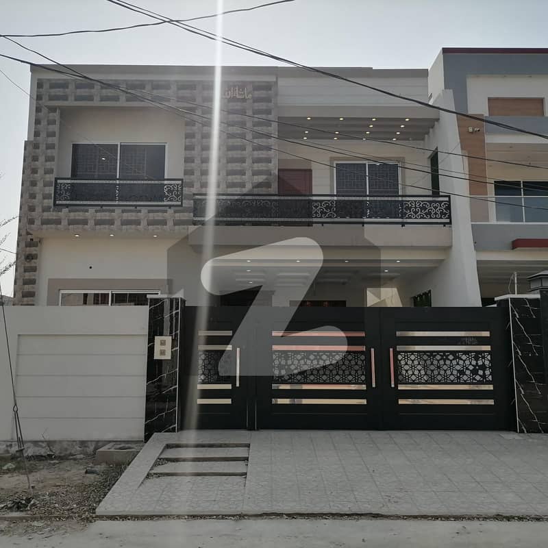 10 Marla House In Jeewan City - Phase 4 For sale At Good Location