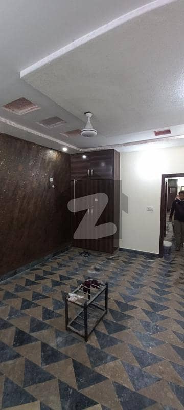 سمن آباد لاہور میں 1 کمرے کا 4 مرلہ فلیٹ 25.5 ہزار میں کرایہ پر دستیاب ہے۔