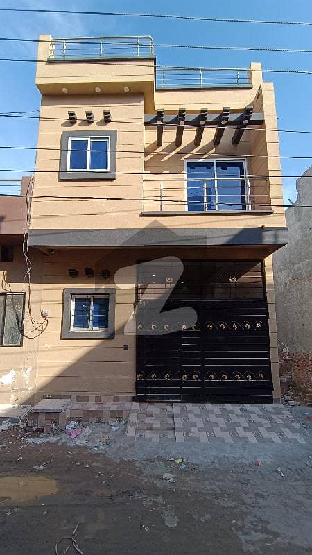 3 Marla Must beautiful House for sale in low bought House
