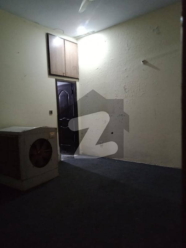 Centrally Located Upper Portion For Rent In Ubl Housing Society Available