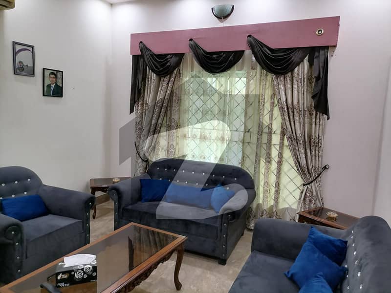 House Of 20 Marla Available In Millat Town