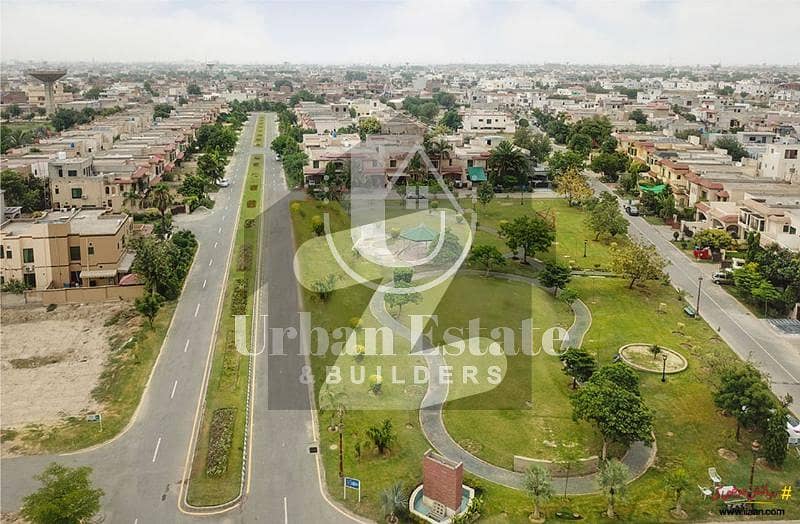 6 Marla Corner+Facing Park 80ft Road Plot Ideal Location For Sale in Sector M-7B Lake City