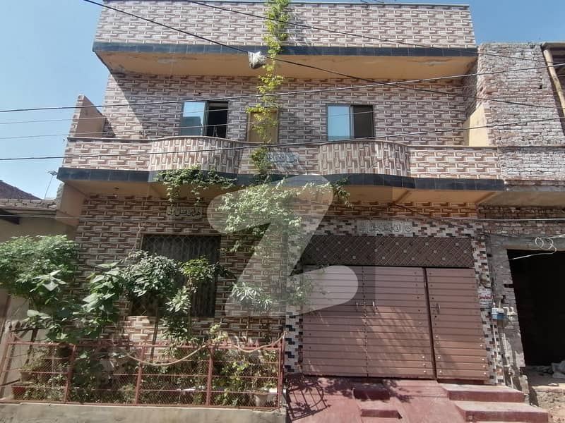 5 Marla House Situated In Usman Town For sale