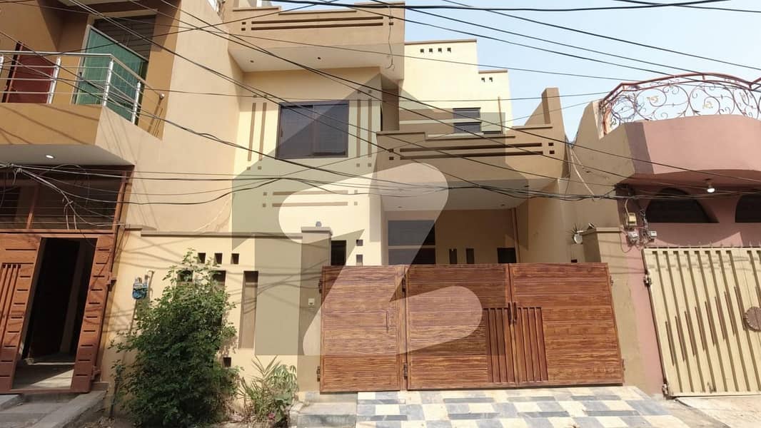 سول ڈیفنس - بلاک اے سول ڈیفنس لاہور میں 3 کمروں کا 7 مرلہ مکان 1.6 کروڑ میں برائے فروخت۔
